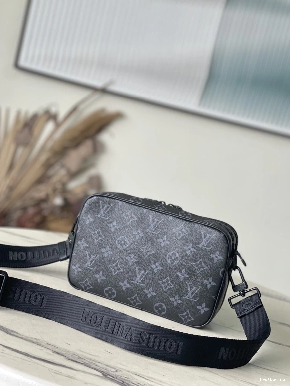 Frstbag ru Nano Alpha-11.0*18.5*6.5CM LOUIS VUITTON 0727